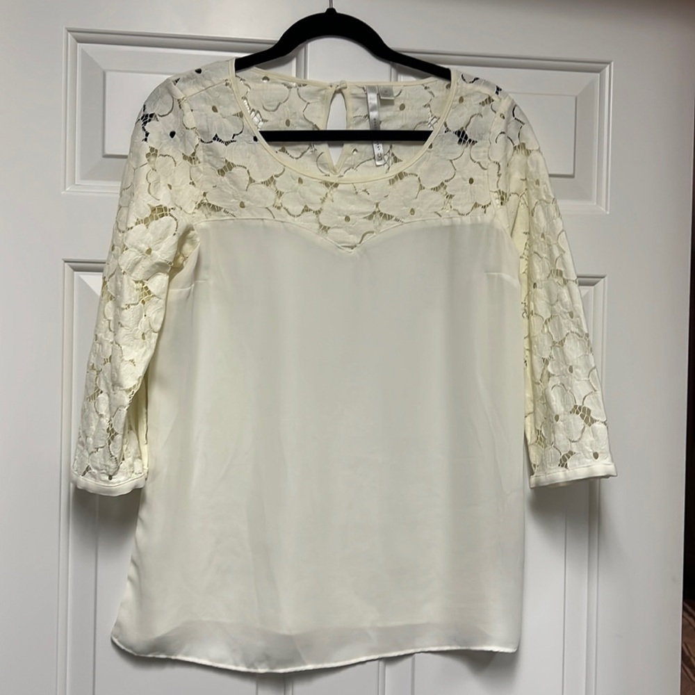 Women’s blouse size medium